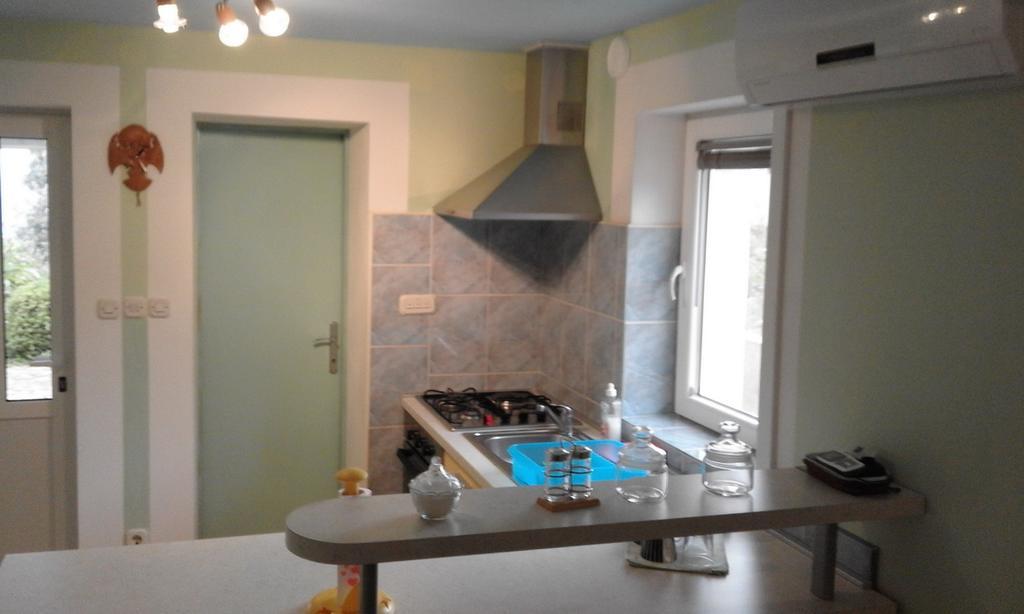 Apartment Ruza ซาลี ภายนอก รูปภาพ